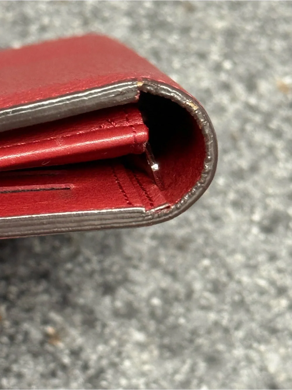 Auth Louis Vuitton Red Taurillon Leather Long Bifold Brazza Wallet Men’s/Unisex